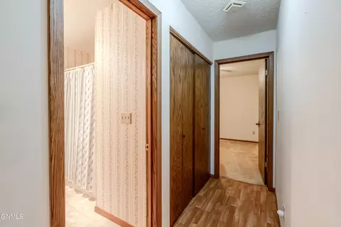 Entry Way - 467 E Brandon Dr, Bismarck, ND 58503 photo 5 of 6