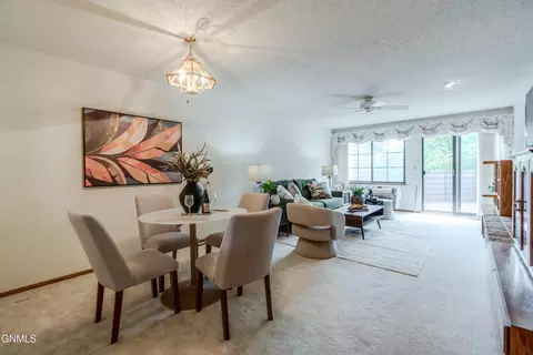 Dining - 467 E Brandon Dr, Bismarck, ND 58503 photo 1 of 4