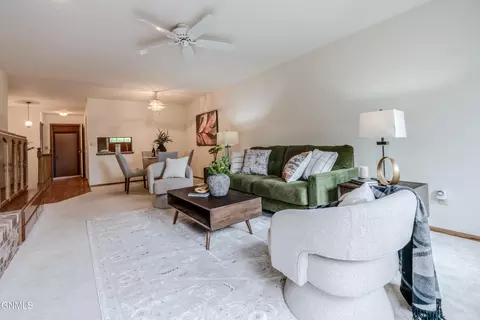 Living - 467 E Brandon Dr, Bismarck, ND 58503 photo 5 of 9