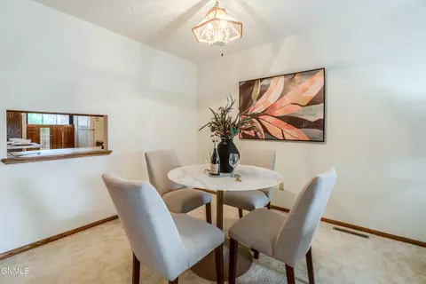 Dining - 467 E Brandon Dr, Bismarck, ND 58503 photo 3 of 4