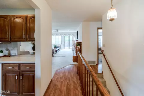 Entry Way - 467 E Brandon Dr, Bismarck, ND 58503 photo 3 of 6