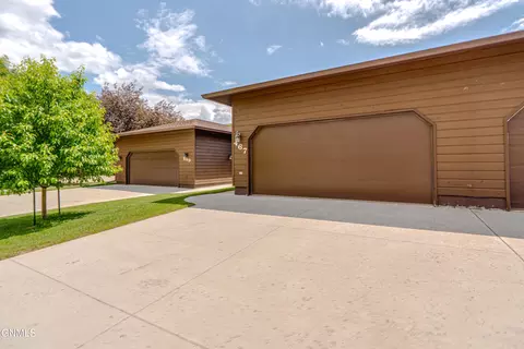 Other - 467 E Brandon Dr, Bismarck, ND 58503 photo 19 of 21