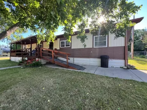 1732 Elm Ave, Mobridge, SD 57601 photo 26