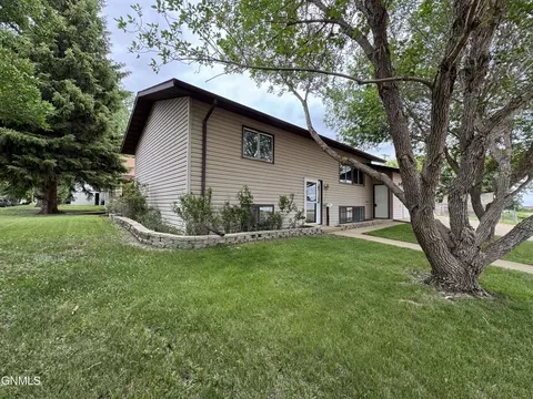 Other - 1004 North Ave, Hebron, ND 58638 photo 21 of 22