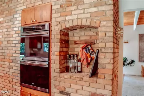 Kitchen - 3118 13th Ave E, Williston, ND 58801 photo 9 of 10