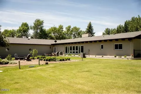 Exterior - 3118 13th Ave E, Williston, ND 58801 photo 10 of 19