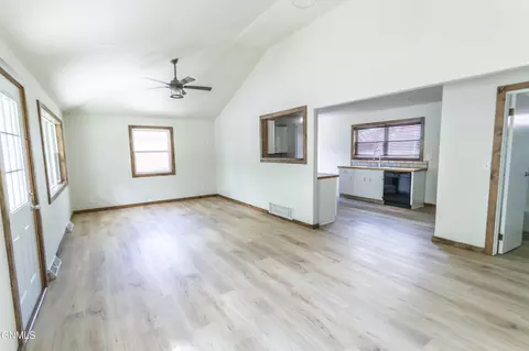 1733 Ryan Dr, Bismarck, ND 58501 photo 3