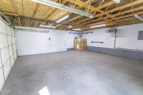1733 Ryan Dr, Bismarck, ND 58501 photo 17