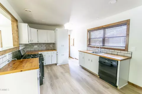 1733 Ryan Dr, Bismarck, ND 58501 photo 8