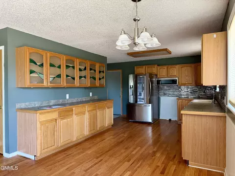 Kitchen - 1451 11th Ave SW, Sidney, MT 59270 photo 1 of 1