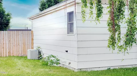 Exterior - 2030 6th Ave E, Williston, ND 58801 photo 3 of 3