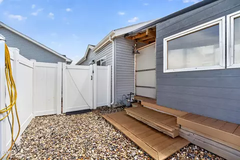 Exterior - 12384 Rainbow Loop N, Epping, ND 58843 photo 2 of 10