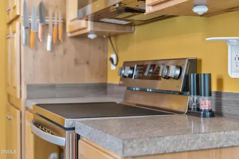 Kitchen - 12384 Rainbow Loop N, Epping, ND 58843 photo 2 of 4