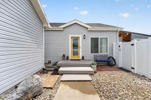 Exterior - 12384 Rainbow Loop N, Epping, ND 58843 photo 1 of 10