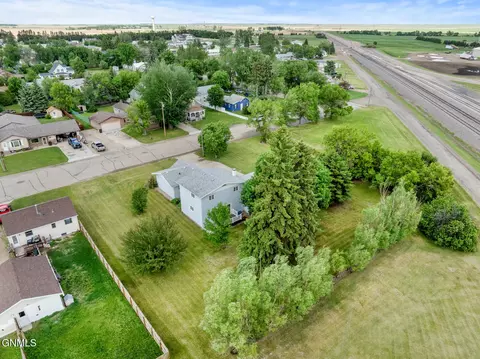 203 2nd Ave E, Ray, ND 58849 photo 44