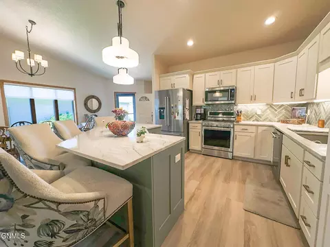 Kitchen - 1959 Mesquite Loop, Bismarck, ND 58503 photo 1 of 7