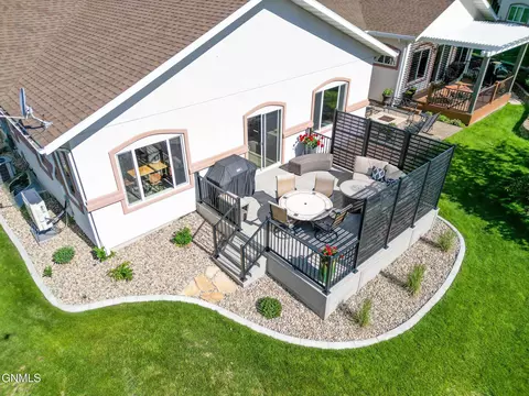 Exterior - 1959 Mesquite Loop, Bismarck, ND 58503 photo 5 of 9