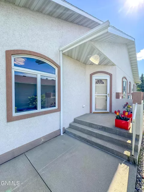 Exterior - 1959 Mesquite Loop, Bismarck, ND 58503 photo 9 of 9