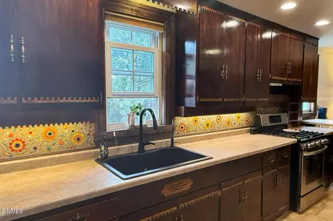 Kitchen - 4509 1st Ave W, Williston, ND 58801 photo 10 of 12