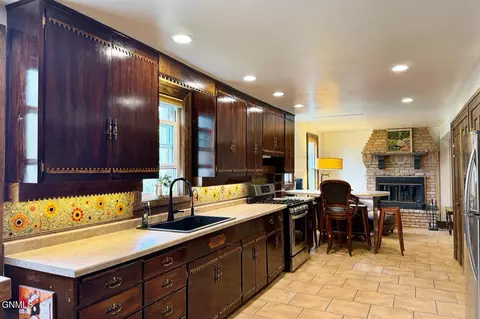 Kitchen - 4509 1st Ave W, Williston, ND 58801 photo 7 of 12