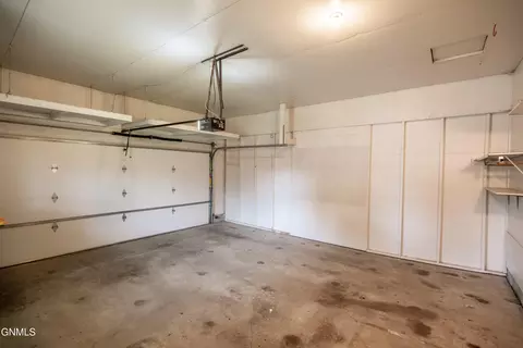 443 E Brandon Dr, Bismarck, ND 58503 photo 42