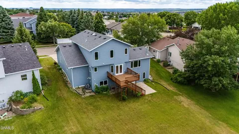 518 Huron Dr, Bismarck, ND 58503 photo 43