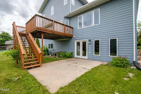 518 Huron Dr, Bismarck, ND 58503 photo 40