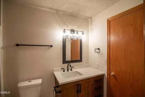 518 Huron Dr, Bismarck, ND 58503 photo 34