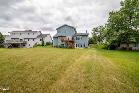 518 Huron Dr, Bismarck, ND 58503 photo 44