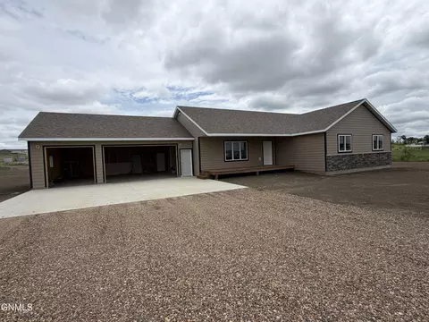 3234 125n Ave NW, Watford City, ND 58854