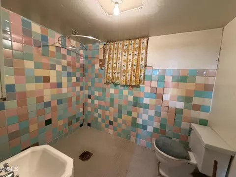 1208 Avenue B E, Bismarck, ND 58501 photo 13