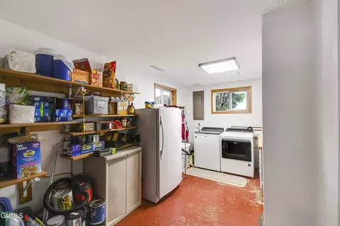 1518 6th Ave W, Williston, ND 58801 photo 22