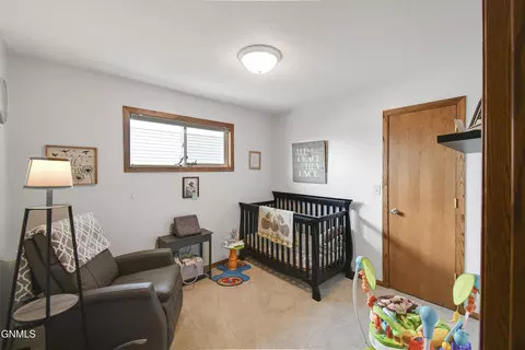 1518 6th Ave W, Williston, ND 58801 photo 15