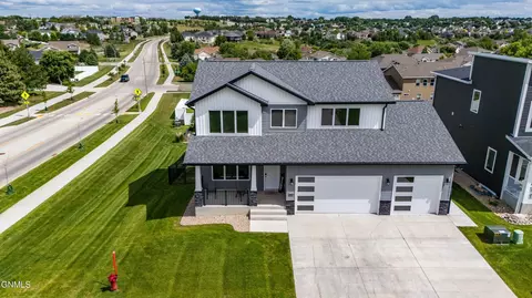 View/Area - 4800 Cornice Loop, Bismarck, ND 58503 photo 2 of 11