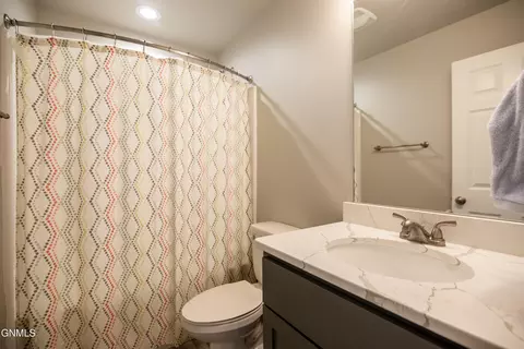Bath - 4800 Cornice Loop, Bismarck, ND 58503 photo 3 of 5