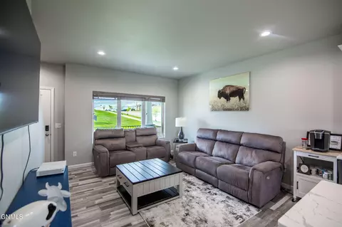 Living - 4800 Cornice Loop, Bismarck, ND 58503 photo 1 of 2