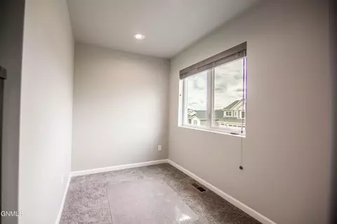 Bedroom - 4800 Cornice Loop, Bismarck, ND 58503 photo 4 of 9