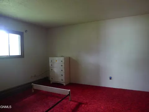 507 Lyon St, Stanton, ND 58571 photo 9