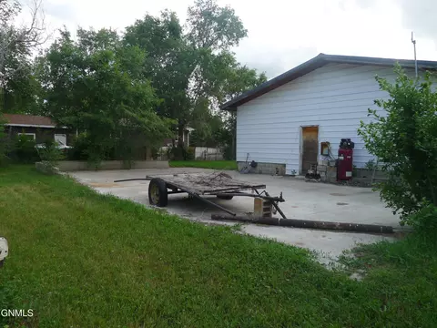 507 Lyon St, Stanton, ND 58571 photo 14