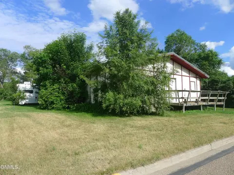 507 Lyon St, Stanton, ND 58571 photo 13