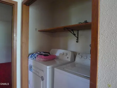 507 Lyon St, Stanton, ND 58571 photo 8