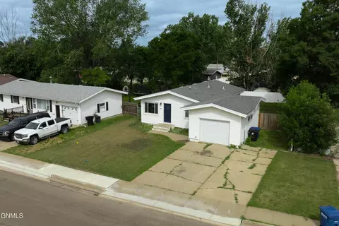 Other - 843 Dell Ave, Dickinson, ND 58601 photo 12 of 14