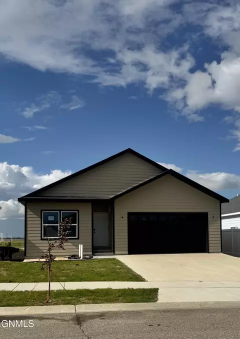3408 36th St W, Williston, ND 58801 photo 1
