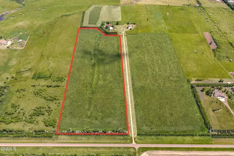 2812 116 Th Ave NE, Bismarck, ND 58503