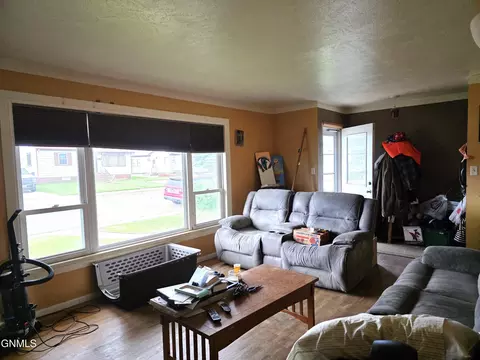 1111 Riverview Ave, Bismarck, ND 58504 photo 8