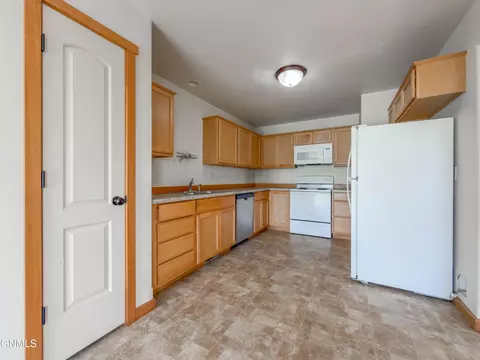 341 Adeline Dr, Stanley, ND 58784 photo 6