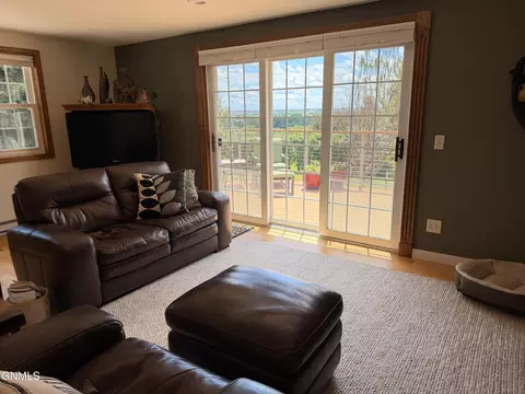 Living - 4848 Highway 85 #LOT 305, Williston, ND 58801 photo 1 of 4