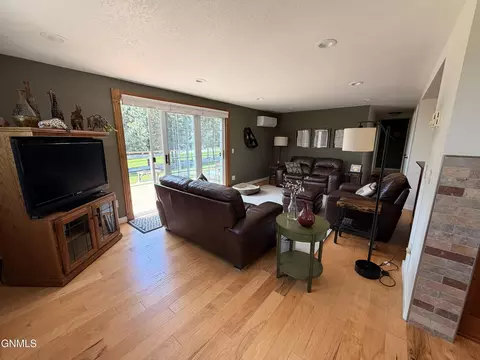 Living - 4848 Highway 85 #LOT 305, Williston, ND 58801 photo 2 of 4