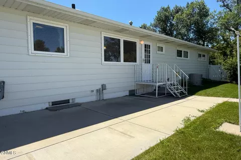 203 20th St E, Williston, ND 58801 photo 54