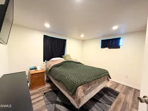 516 University Ave, Williston, ND 58801 photo 7